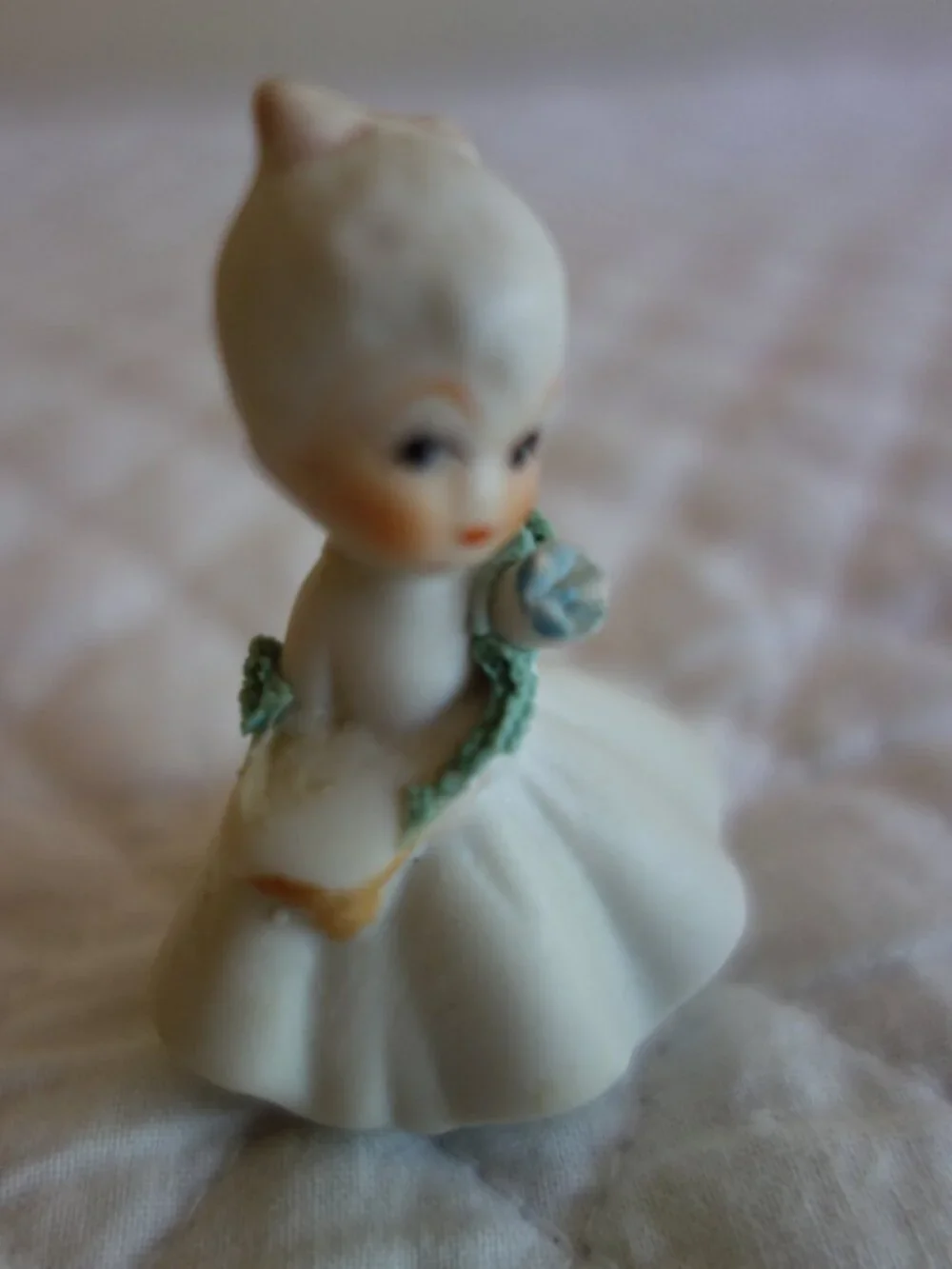 Lot of four Vntg NAPCOWARE Miniature Girls w/ flowers figurines - READ